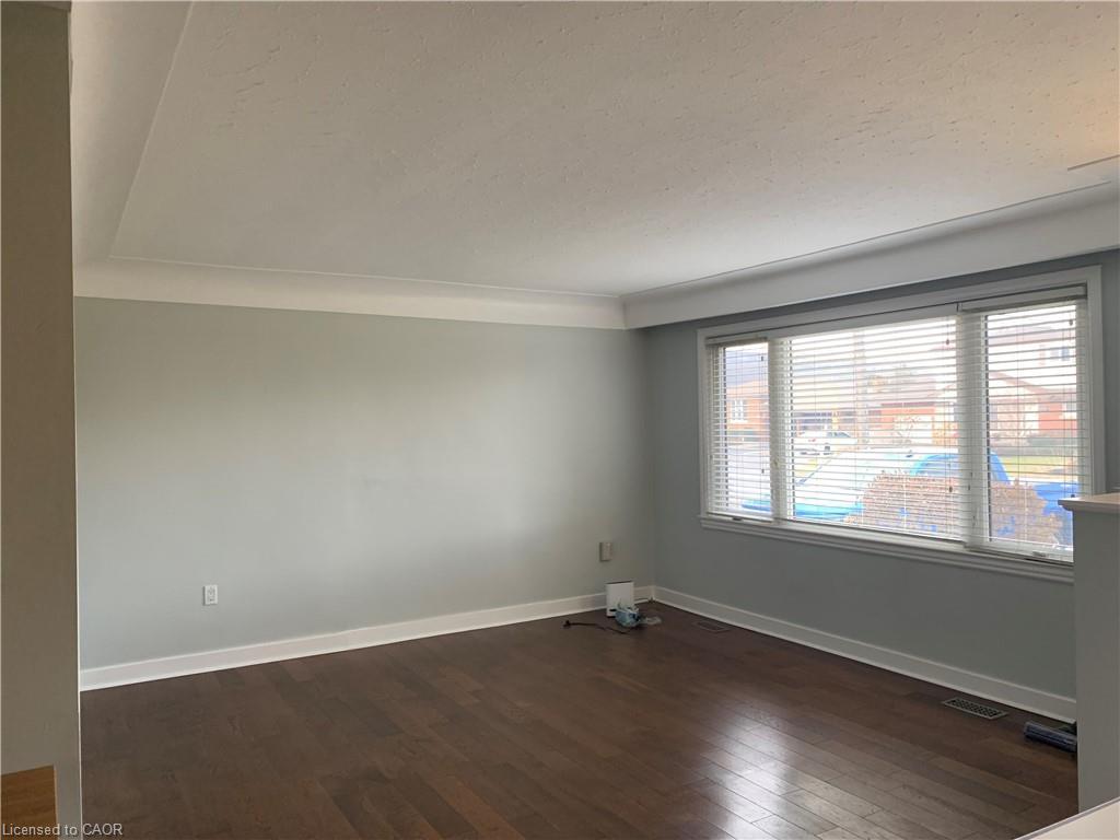 Upper-72 Southmeadow Crescent, Stoney Creek, ON - Indoor Photo Showing Other Room