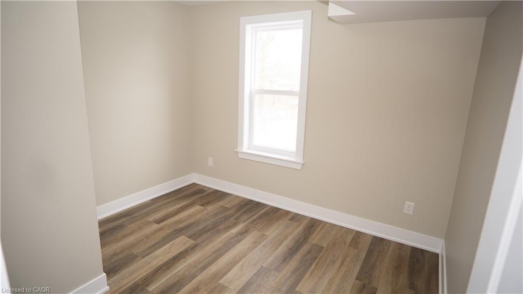 5-237 Hellems Avenue, Welland, ON - Indoor Photo Showing Other Room