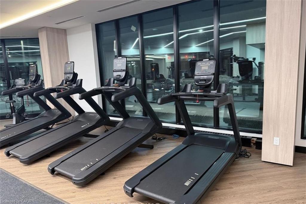 251-2501 Saw Whet Boulevard, Oakville, ON - Indoor Photo Showing Gym Room