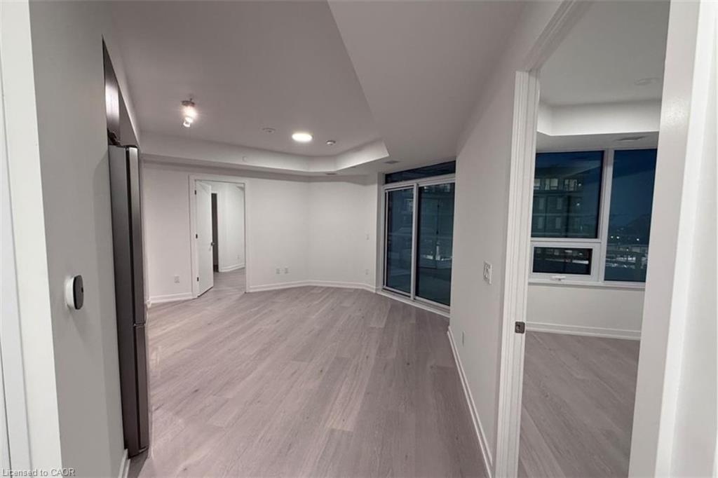 251-2501 Saw Whet Boulevard, Oakville, ON - Indoor Photo Showing Other Room