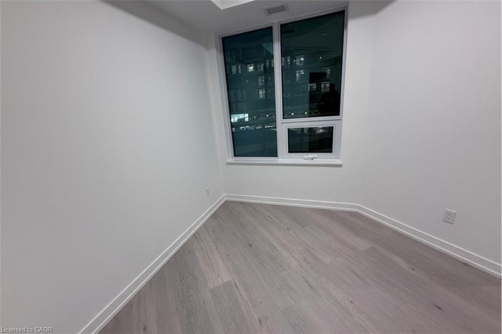 251-2501 Saw Whet Boulevard, Oakville, ON - Indoor Photo Showing Other Room