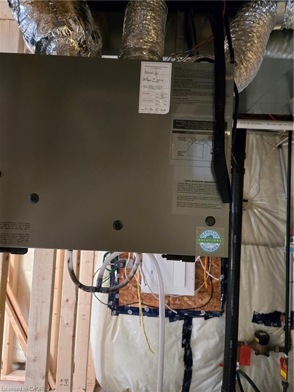 31 Cactus Crescent, Stoney Creek, ON - Indoor Photo Showing Basement
