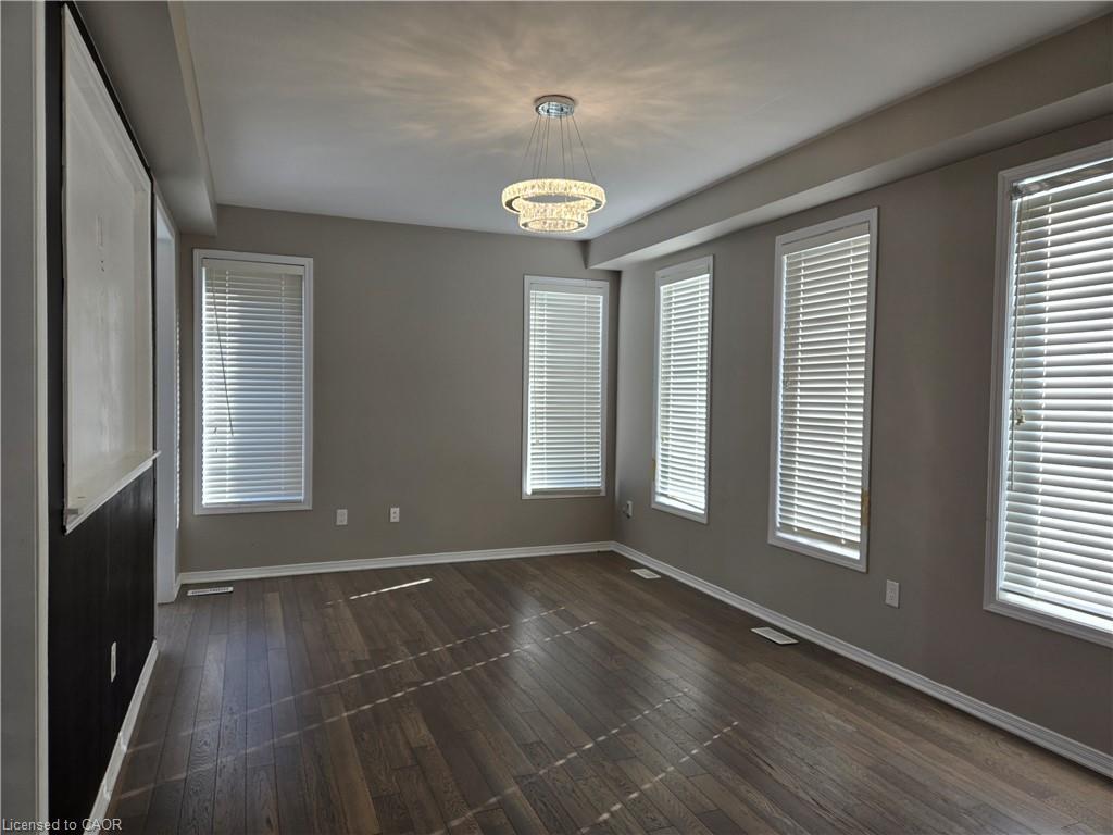 31 Cactus Crescent, Stoney Creek, ON - Indoor Photo Showing Other Room