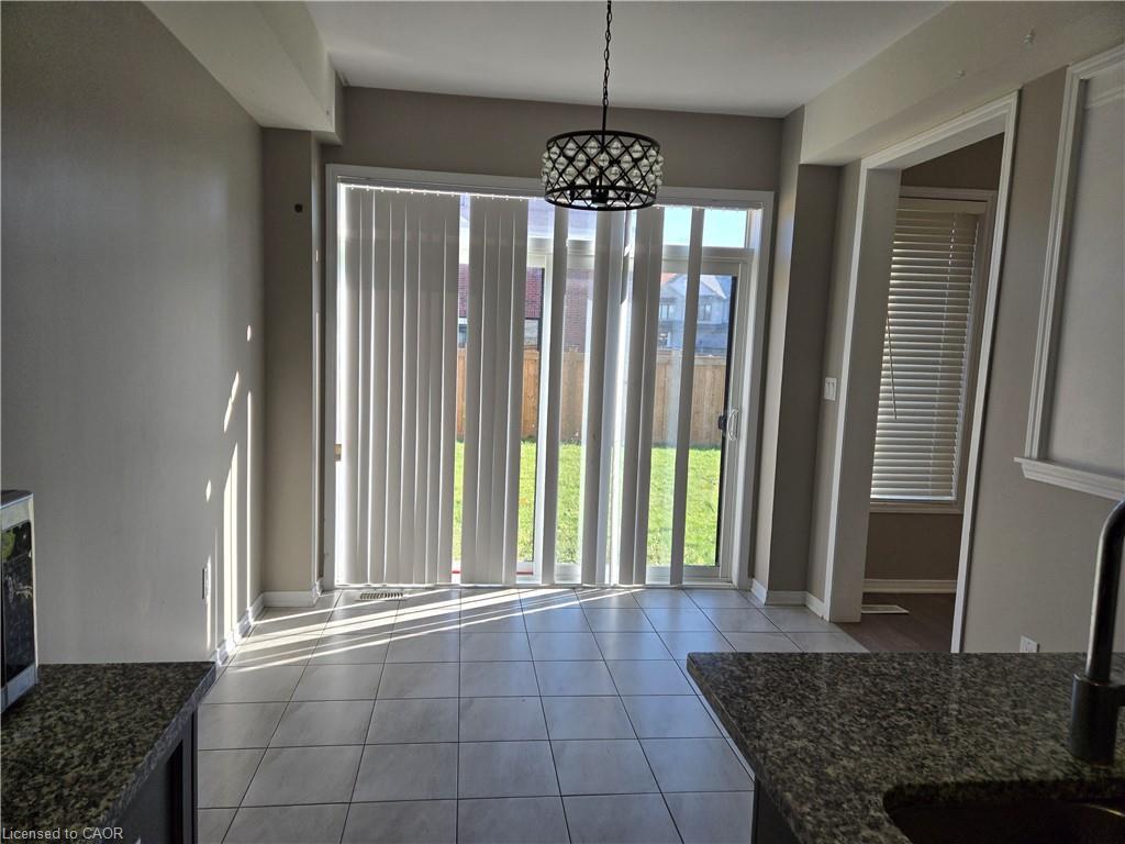 31 Cactus Crescent, Stoney Creek, ON - Indoor Photo Showing Other Room