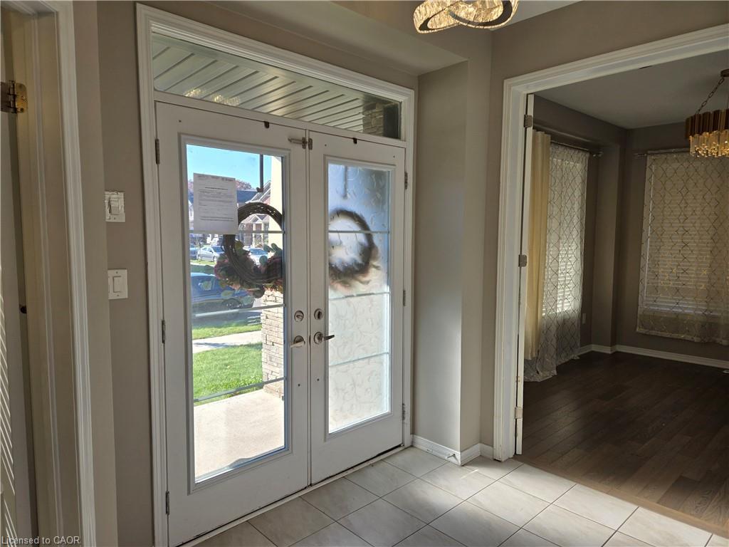 31 Cactus Crescent, Stoney Creek, ON - Indoor Photo Showing Other Room