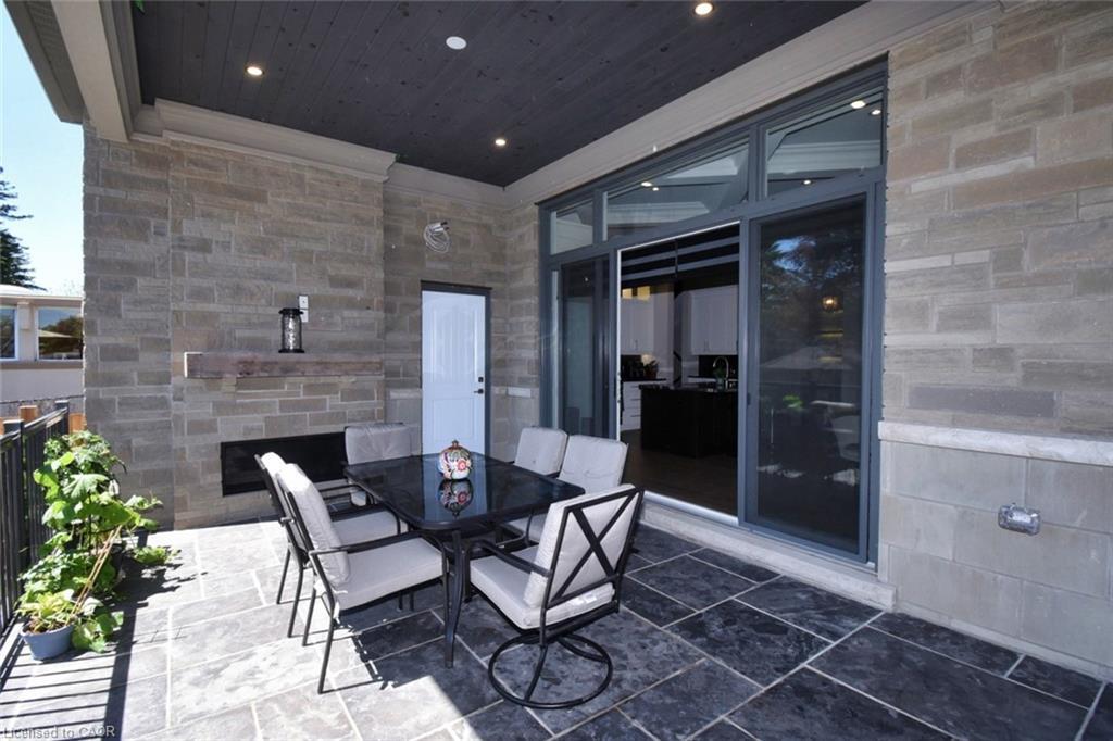 68 Mountain Brow Boulevard, Hamilton, ON - Outdoor With Deck Patio Veranda With Exterior