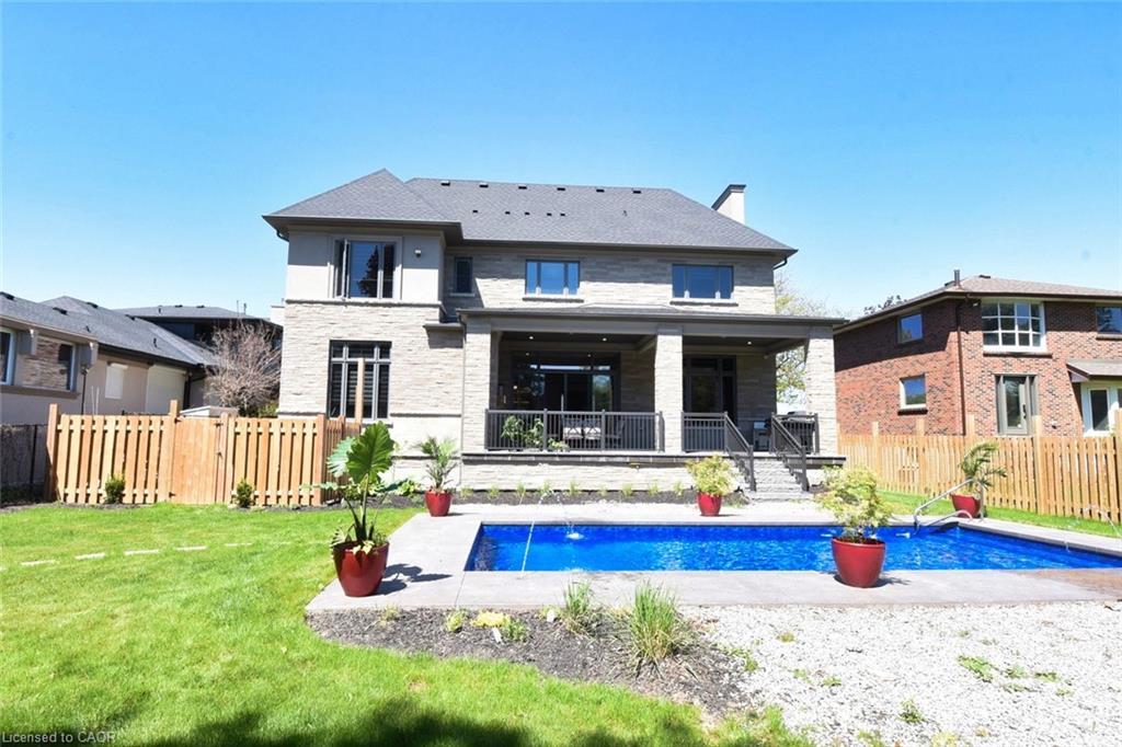 68 Mountain Brow Boulevard, Hamilton, ON - Outdoor With In Ground Pool With Deck Patio Veranda