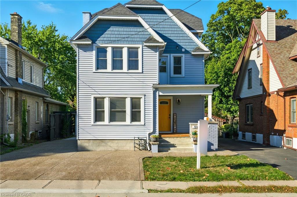 5039 Armoury Street, Niagara Falls, ON - Outdoor With Facade