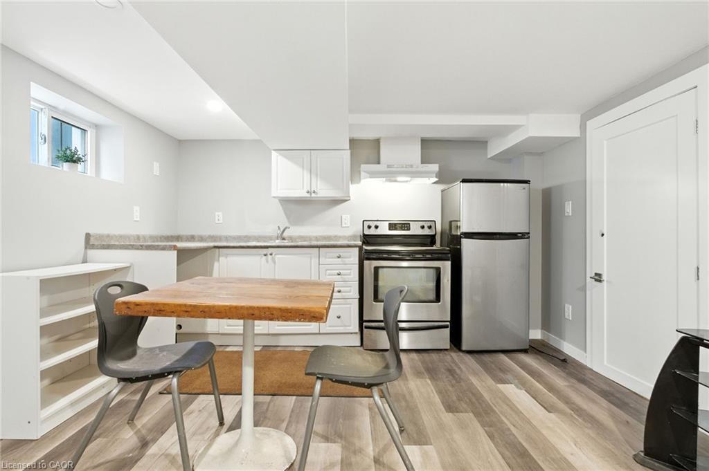 5039 Armoury Street, Niagara Falls, ON - Indoor