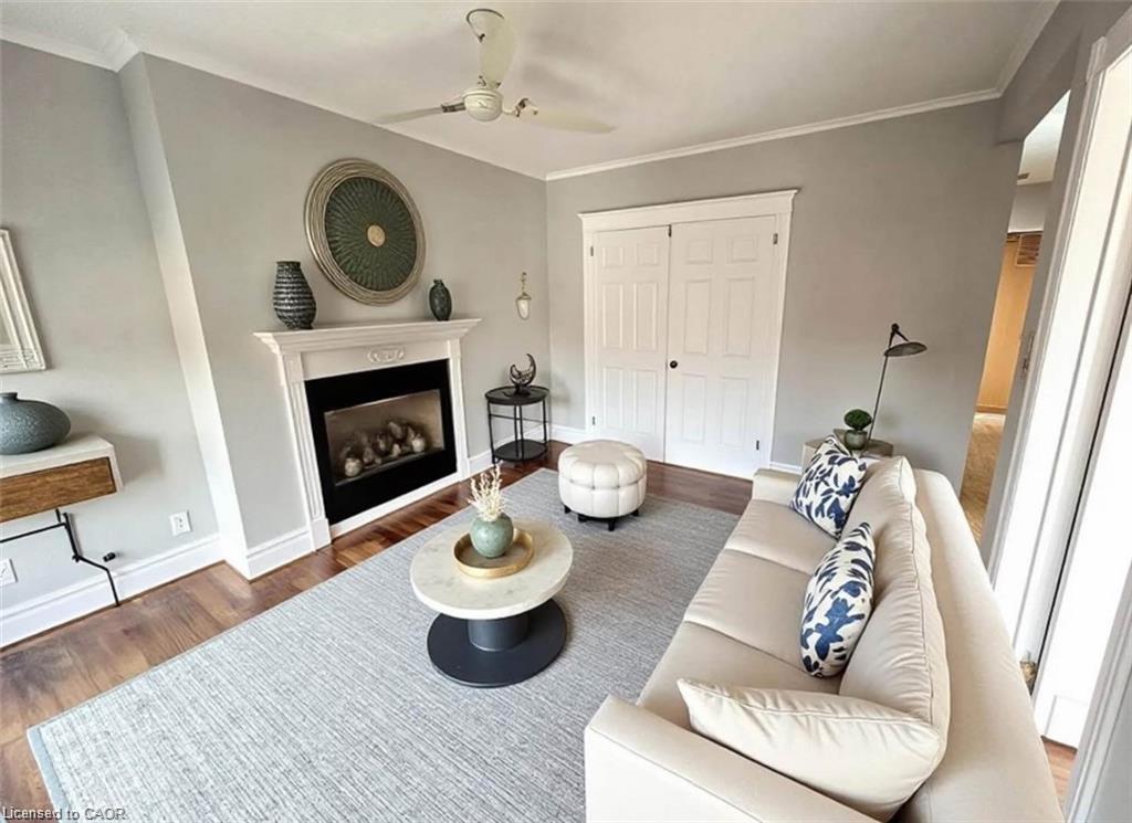5-144 Locke Street S, Hamilton, ON - Indoor Photo Showing Living Room With Fireplace