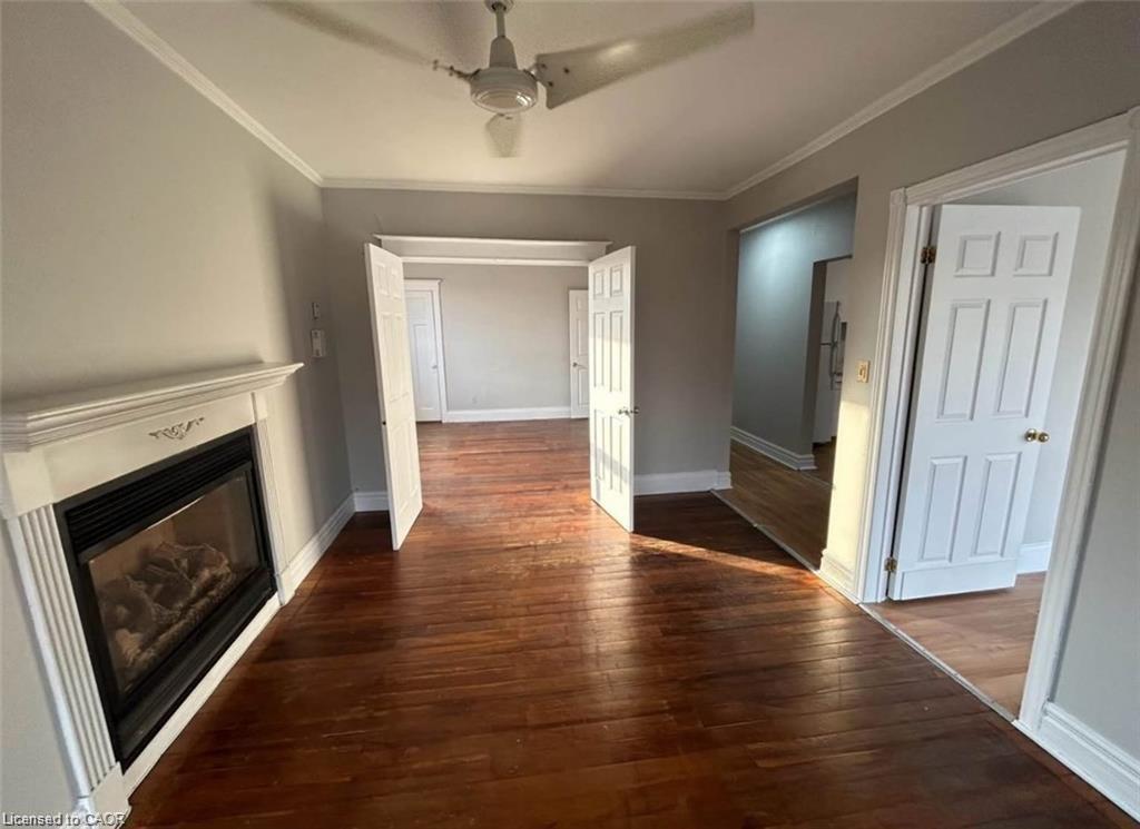 5-144 Locke Street S, Hamilton, ON - Indoor With Fireplace