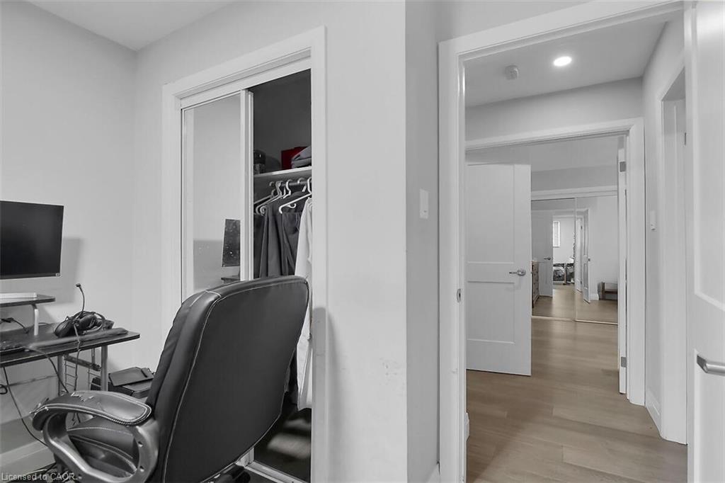 17 Locust Crescent, London, ON - Indoor