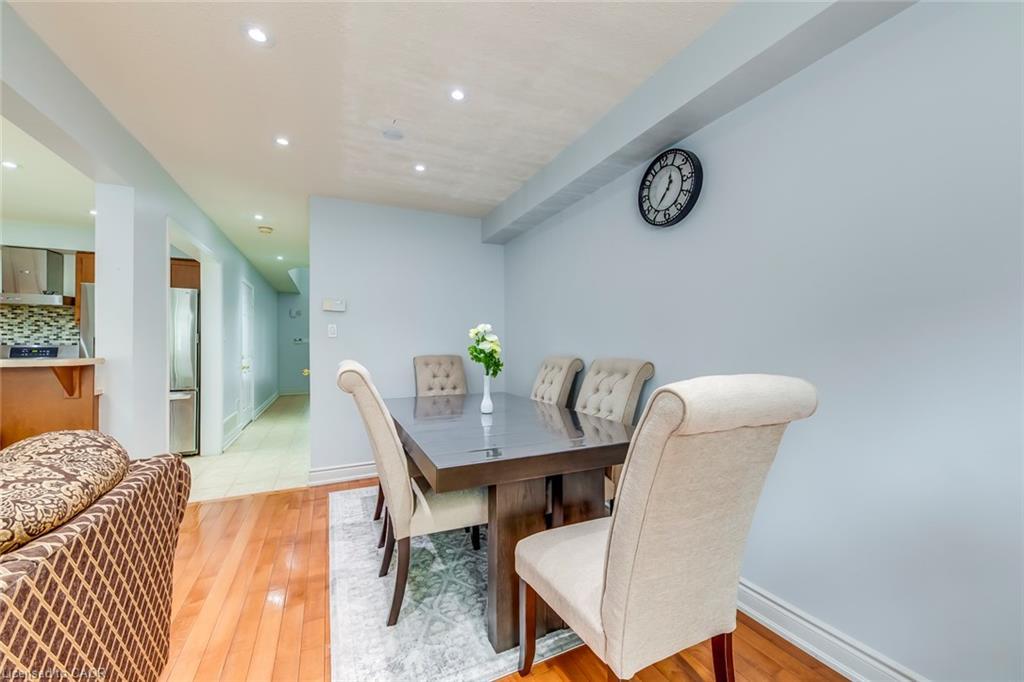 4084 Kryzan Drive, Burlington, ON - Indoor Photo Showing Dining Room