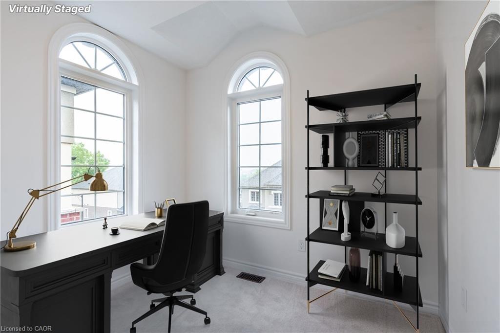 20-620 Colborne Street W, Brantford, ON - Indoor Photo Showing Office