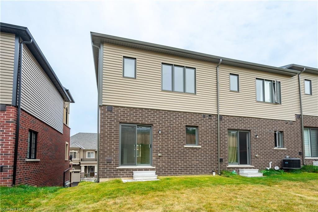 20-620 Colborne Street W, Brantford, ON - Outdoor With Exterior