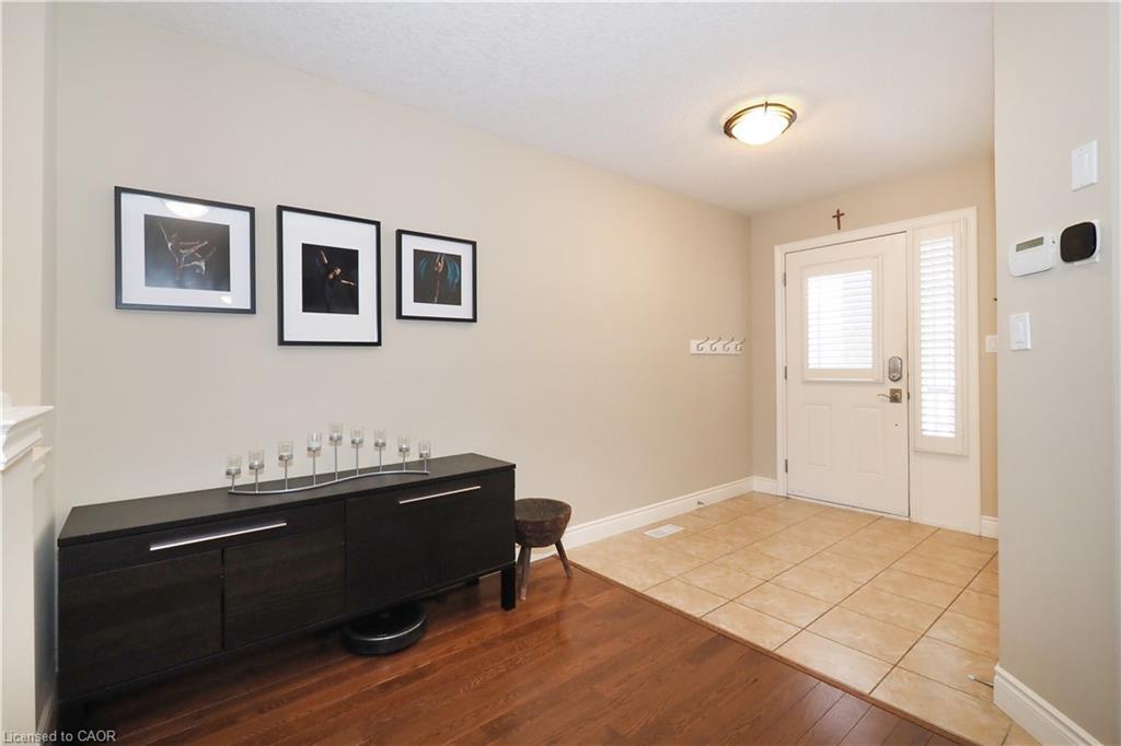 33 Huck Crescent, Kitchener, ON - Indoor Photo Showing Other Room