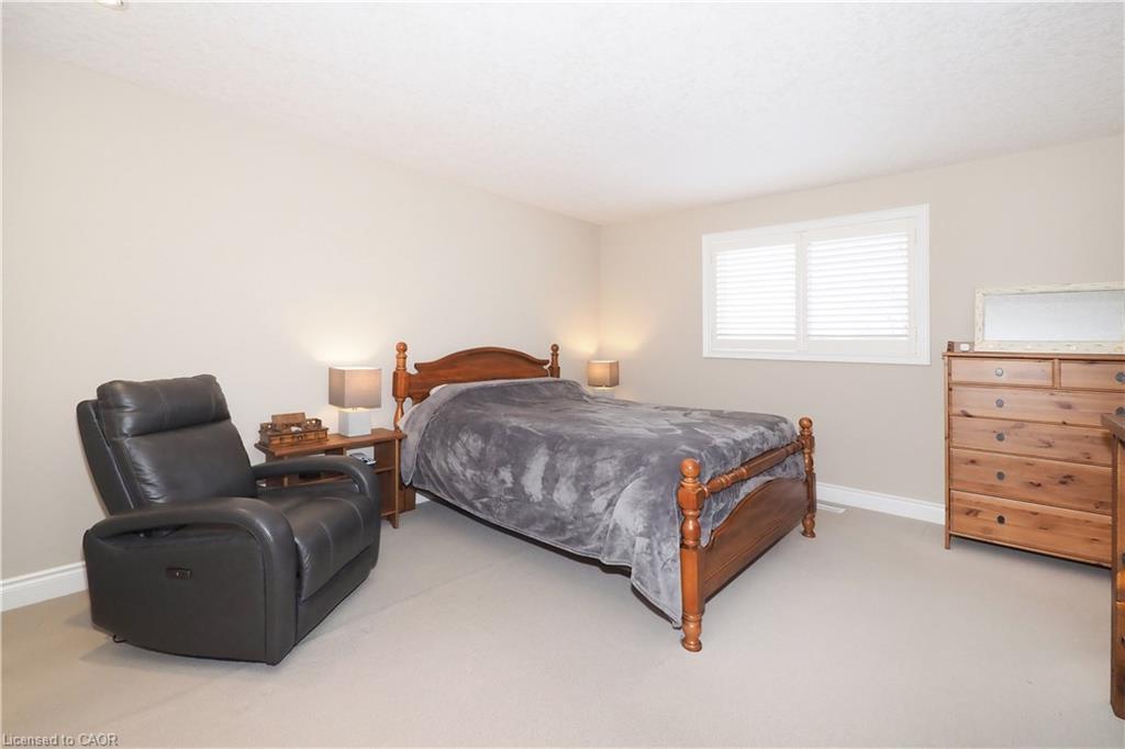 33 Huck Crescent, Kitchener, ON - Indoor Photo Showing Bedroom