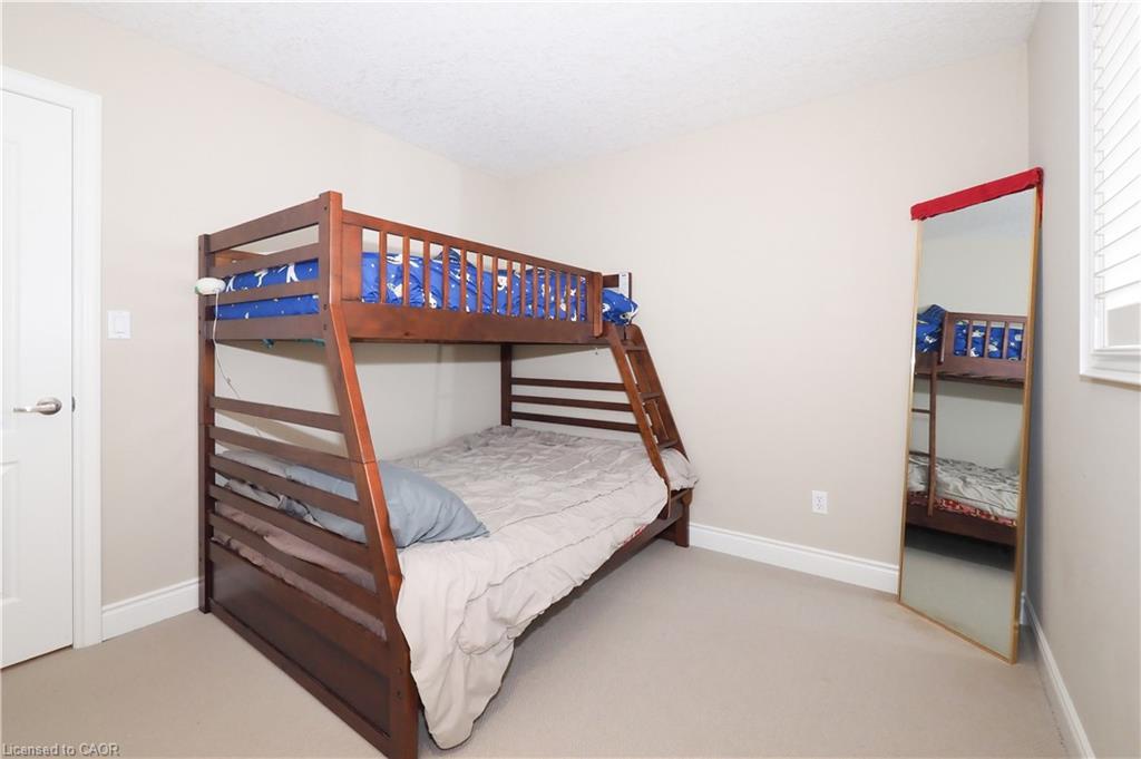 33 Huck Crescent, Kitchener, ON - Indoor Photo Showing Bedroom