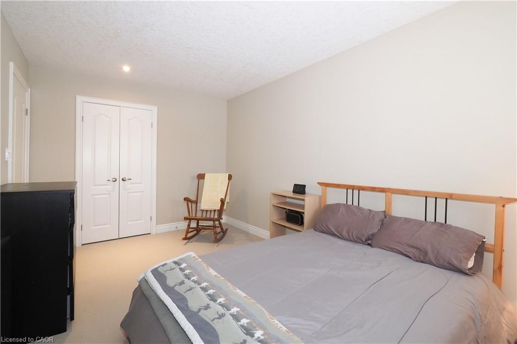 33 Huck Crescent, Kitchener, ON - Indoor Photo Showing Bedroom