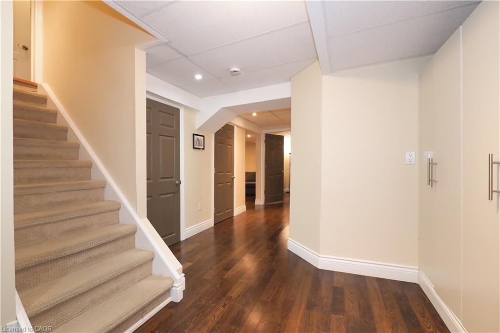 33 Huck Crescent, Kitchener, ON - Indoor Photo Showing Other Room