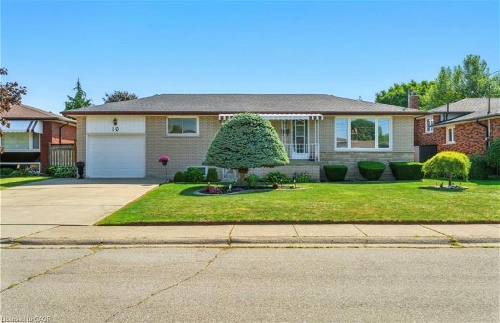 Bsmt-10 Rose Crescent, Stoney Creek, ON - Outdoor With Facade