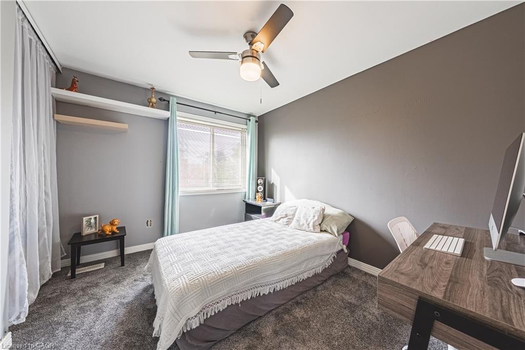 5 Bing Crescent, Stoney Creek, ON - Indoor Photo Showing Bedroom