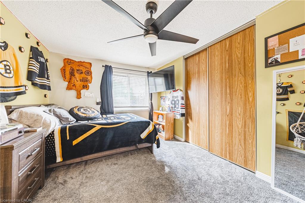 5 Bing Crescent, Stoney Creek, ON - Indoor Photo Showing Bedroom