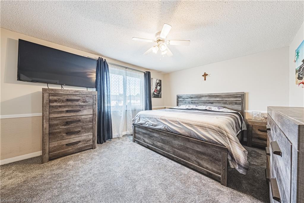 5 Bing Crescent, Stoney Creek, ON - Indoor Photo Showing Bedroom