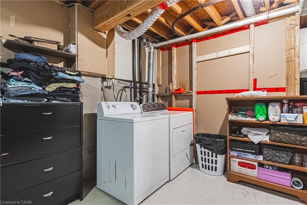 5 Bing Crescent, Stoney Creek, ON - Indoor Photo Showing Laundry Room