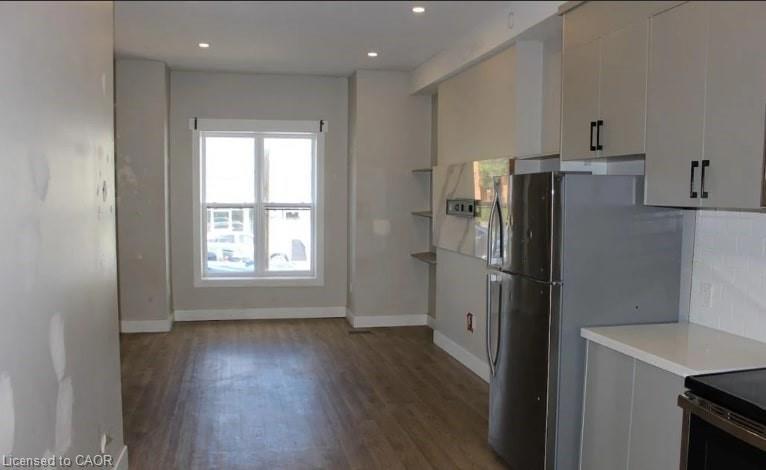 1-500 Main Street, Hamilton, ON - Indoor