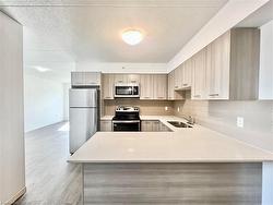 1002-220 Cannon Street E Hamilton, ON L8L 2B1