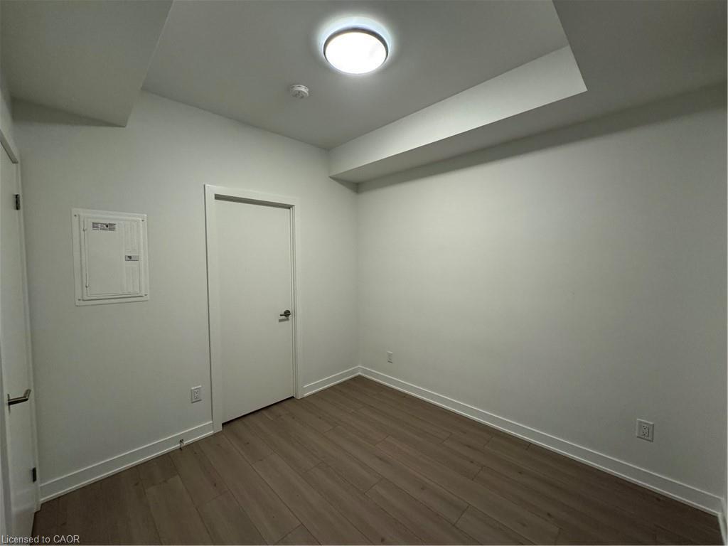 907-25 Wellington Street S, Kitchener, ON - Indoor Photo Showing Other Room