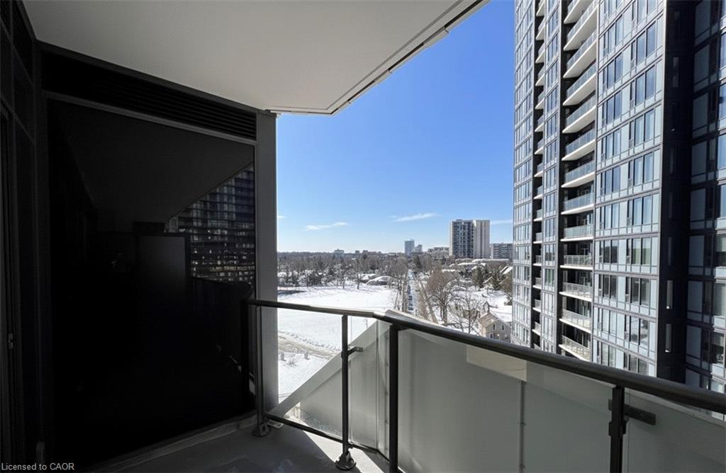 907-25 Wellington Street S, Kitchener, ON - Outdoor With Balcony With Exterior