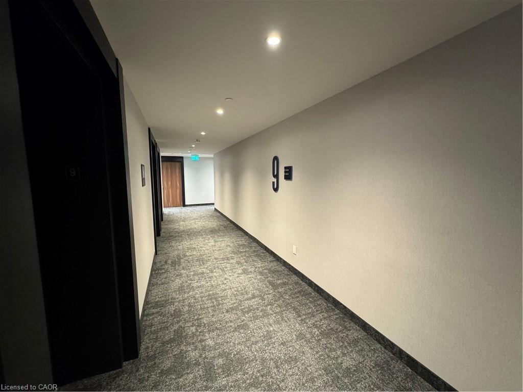 907-25 Wellington Street S, Kitchener, ON - Indoor Photo Showing Other Room