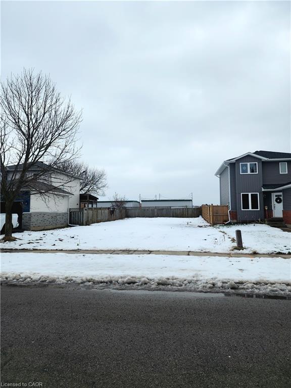 233 Kinross Street, Caledonia, ON