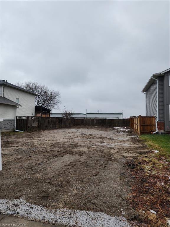 233 Kinross Street, Caledonia, ON