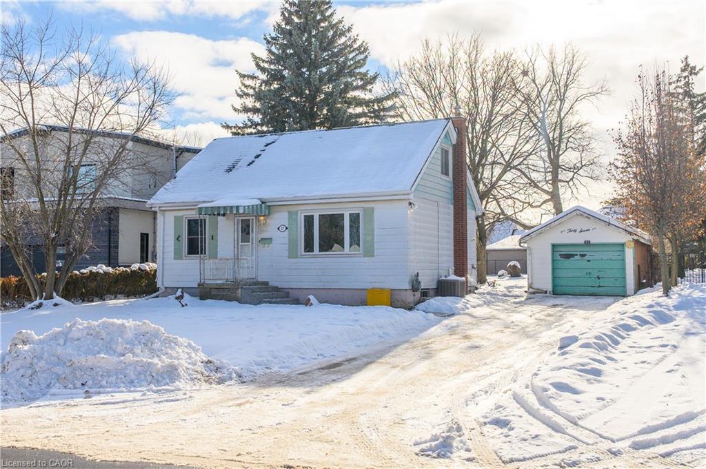 1-37 Kennedy Avenue, Hamilton, ON - Outdoor With Facade