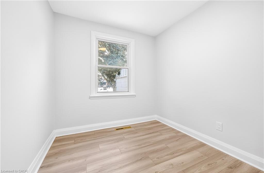 1-37 Kennedy Avenue, Hamilton, ON - Indoor Photo Showing Other Room