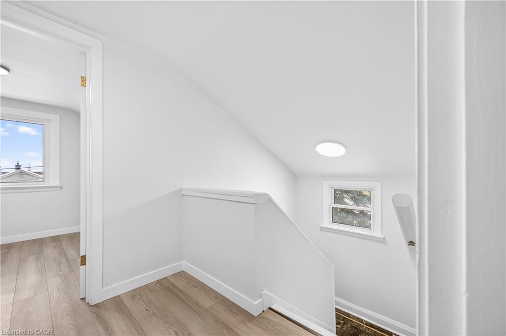 1-37 Kennedy Avenue, Hamilton, ON - Indoor Photo Showing Other Room