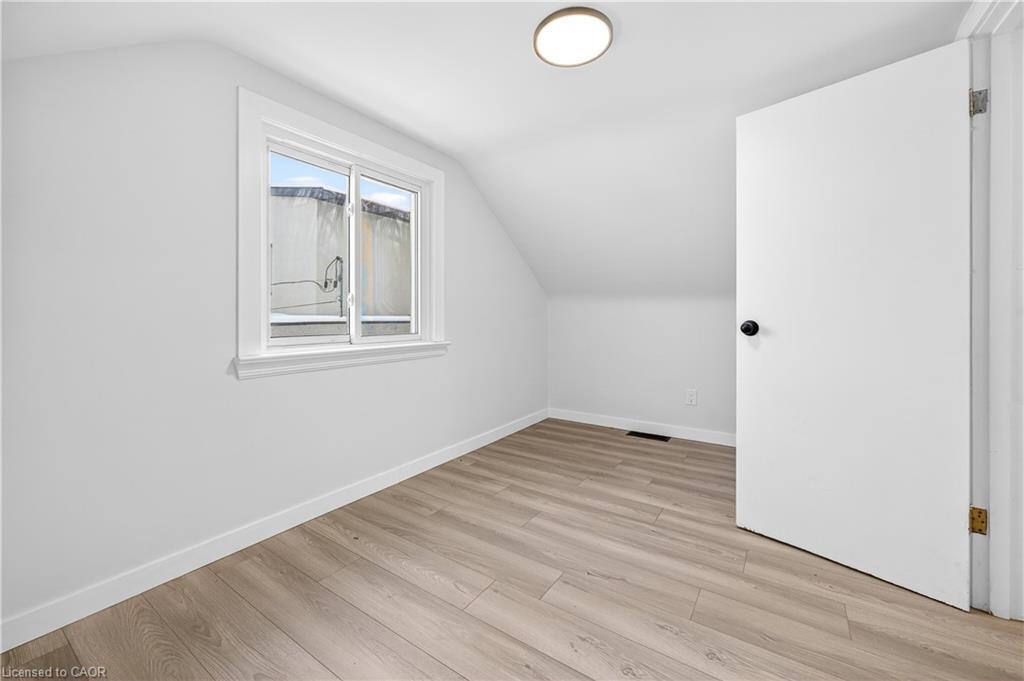 1-37 Kennedy Avenue, Hamilton, ON - Indoor Photo Showing Other Room