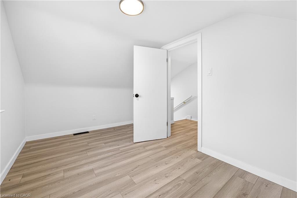 1-37 Kennedy Avenue, Hamilton, ON - Indoor Photo Showing Other Room