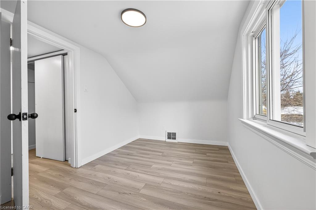 1-37 Kennedy Avenue, Hamilton, ON - Indoor Photo Showing Other Room