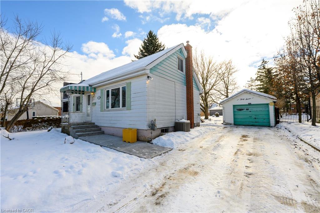 1-37 Kennedy Avenue, Hamilton, ON - Outdoor