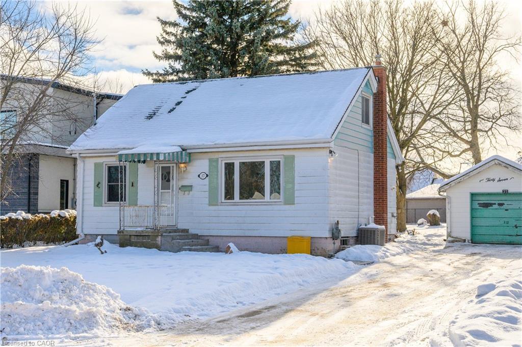 1-37 Kennedy Avenue, Hamilton, ON - Outdoor With Facade