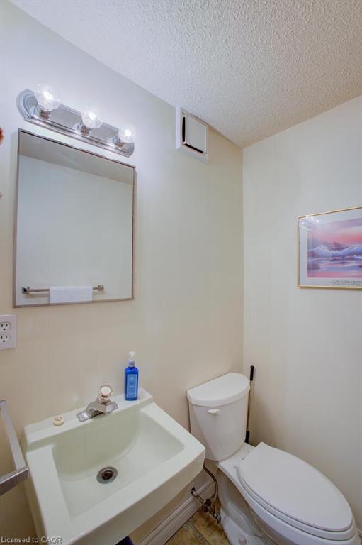 312-80 Breckenridge Drive, Kitchener, ON - Indoor Photo Showing Bathroom