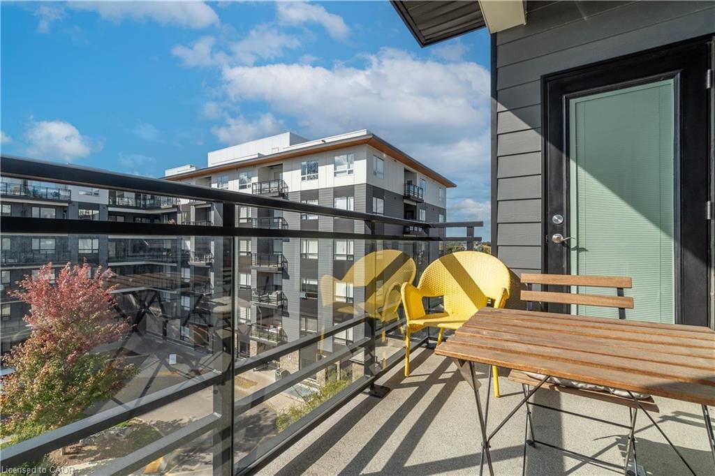 407-255 Northfield Drive E, Waterloo, ON - Outdoor
