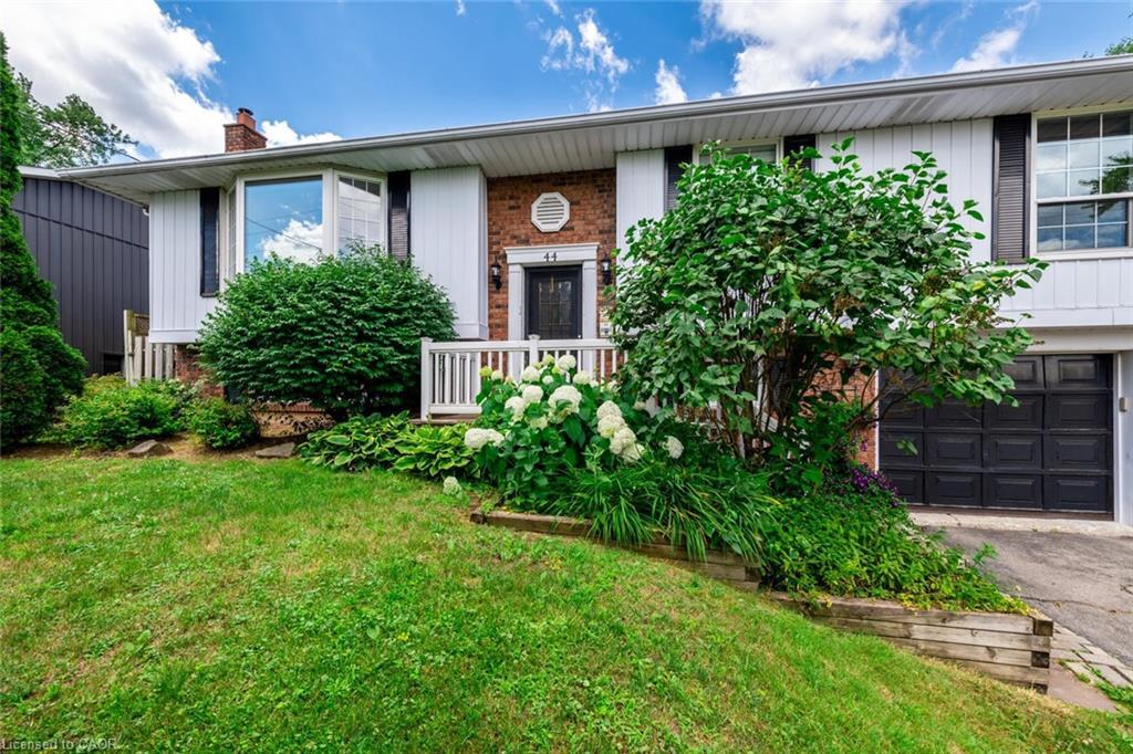 44 Valleyview Drive, Ancaster, ON - Outdoor