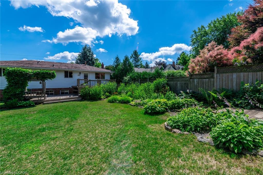44 Valleyview Drive, Ancaster, ON - Outdoor
