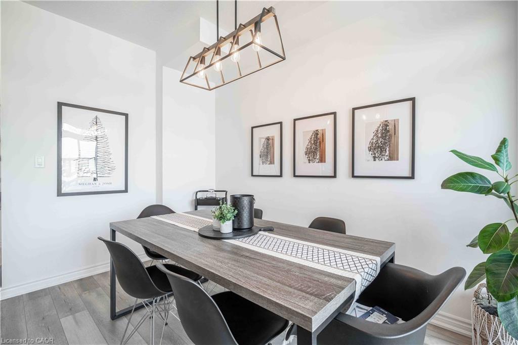 4882 Connor Drive, Beamsville, ON - Indoor Photo Showing Dining Room