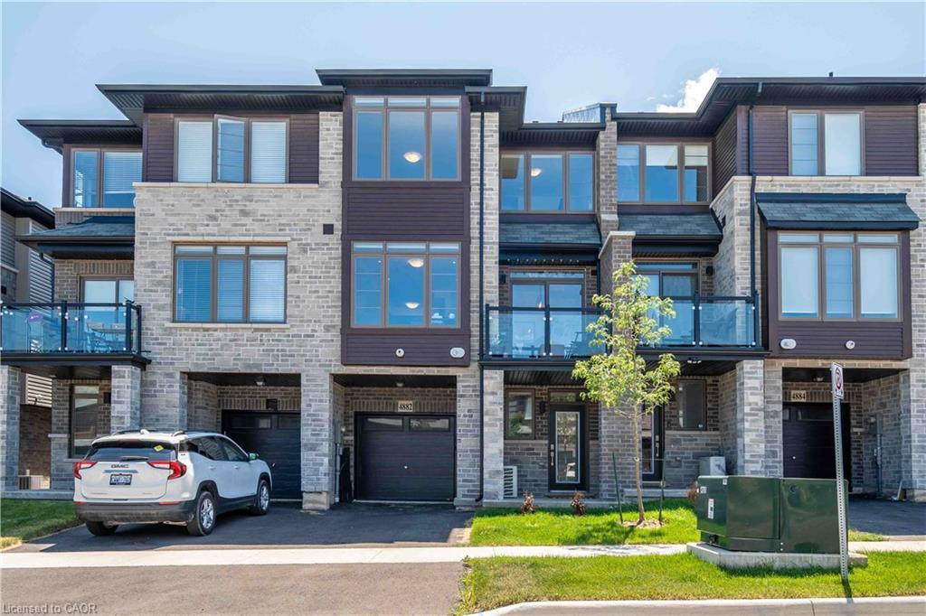 4882 Connor Drive, Beamsville, ON - Outdoor With Facade